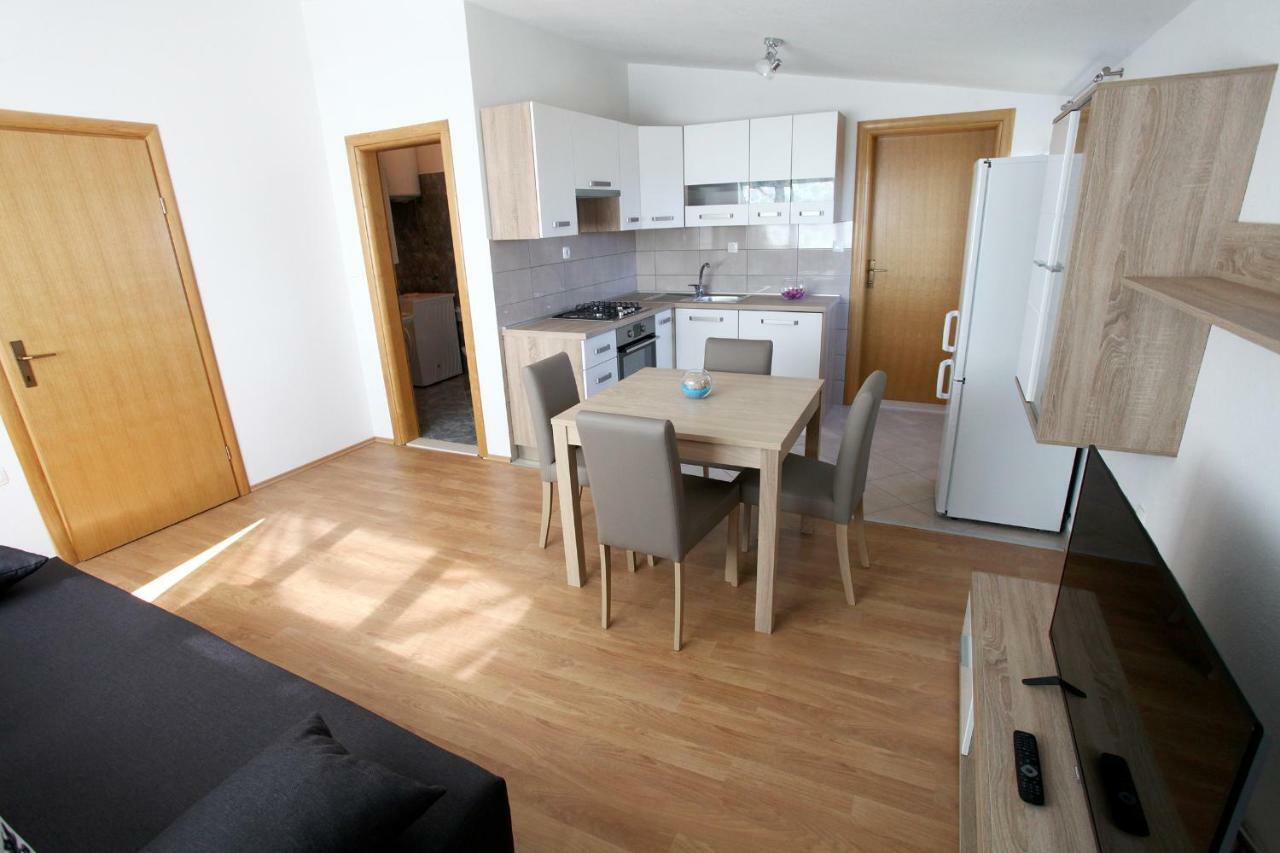 Apartments Ukic Kastela Luaran gambar