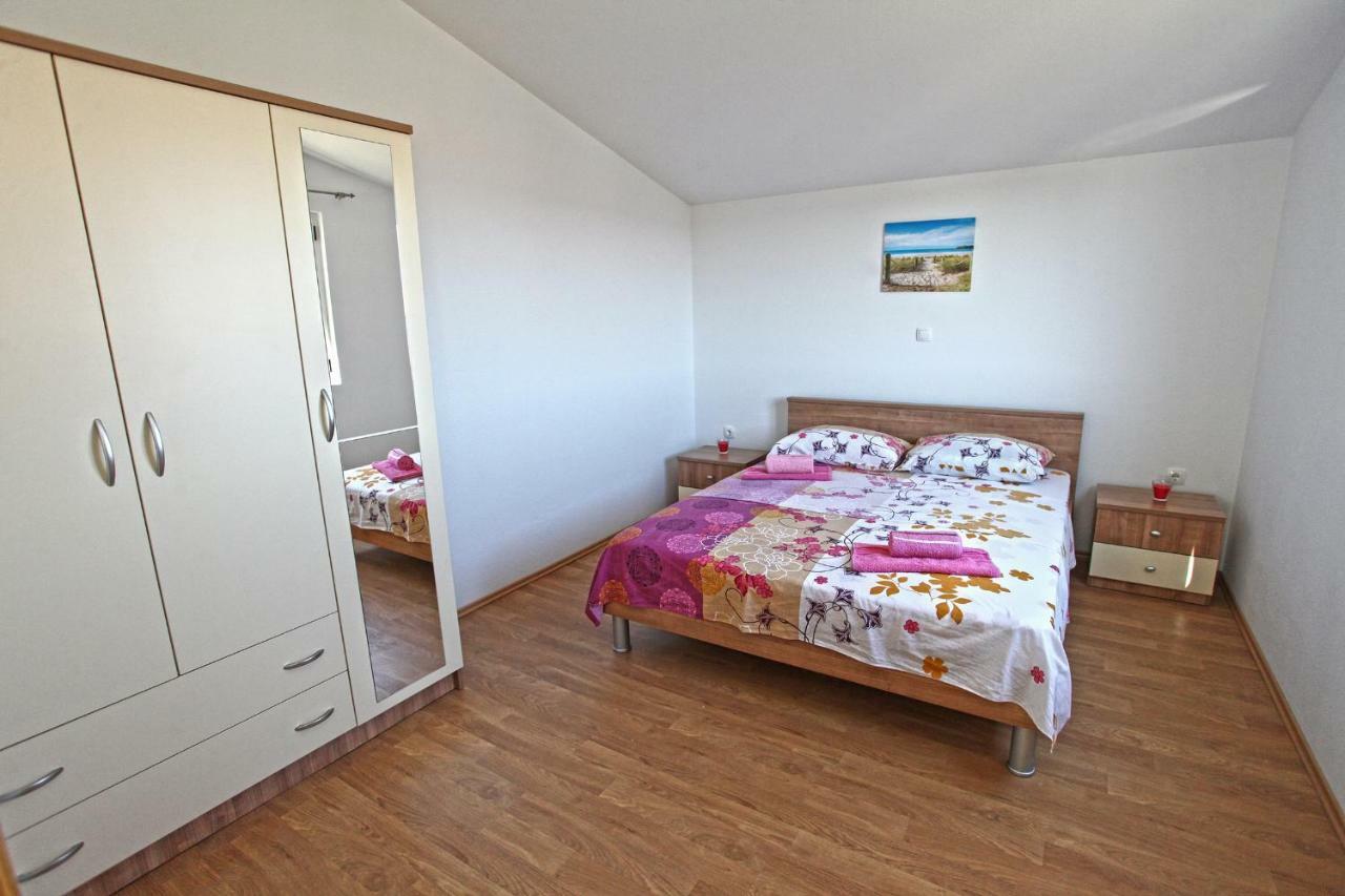 Apartments Ukic Kastela Luaran gambar