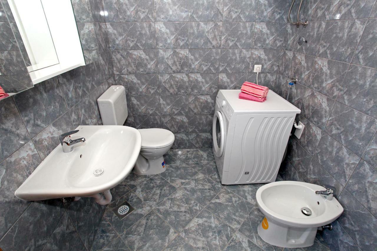 Apartments Ukic Kastela Luaran gambar